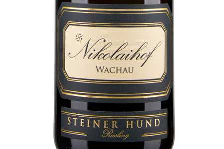 nikolaihof-steiner-hund-riesling